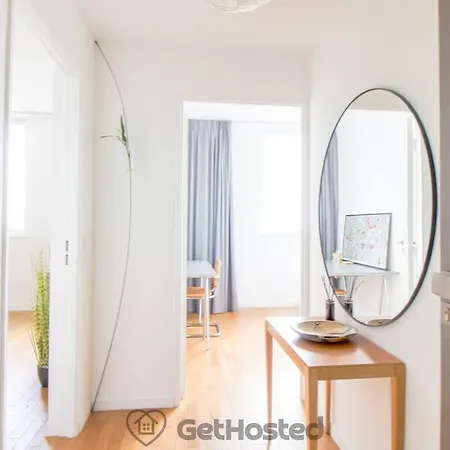Panoramic View Of - Charming Flat - Gethosted Apartment *
